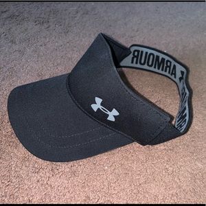 women’s black under armour visor